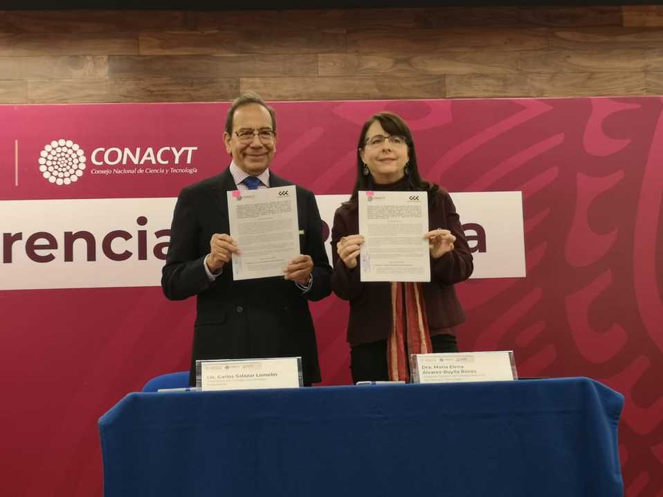 A la izquierda, Carlos Salazar Lomelín, presidente del Consejo Coordinador Empresarial (Eduardo de la Rosa)