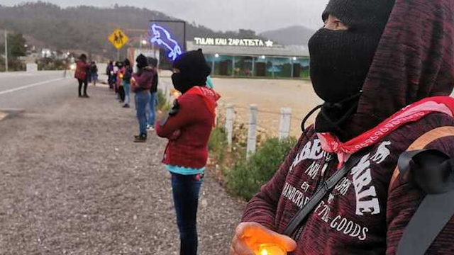 Mujeres zapatistas se unen a Un Día Sin Mujeres en Chiapas