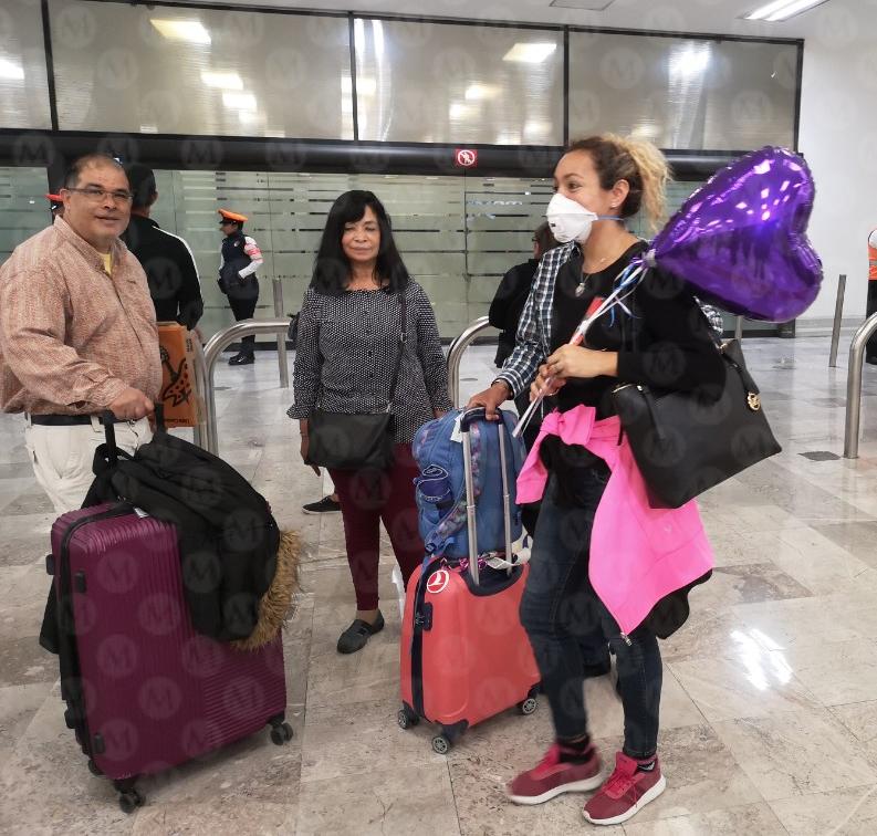 El vuelo procedente de Italia llegó al AICM. (Jorge Becerril)