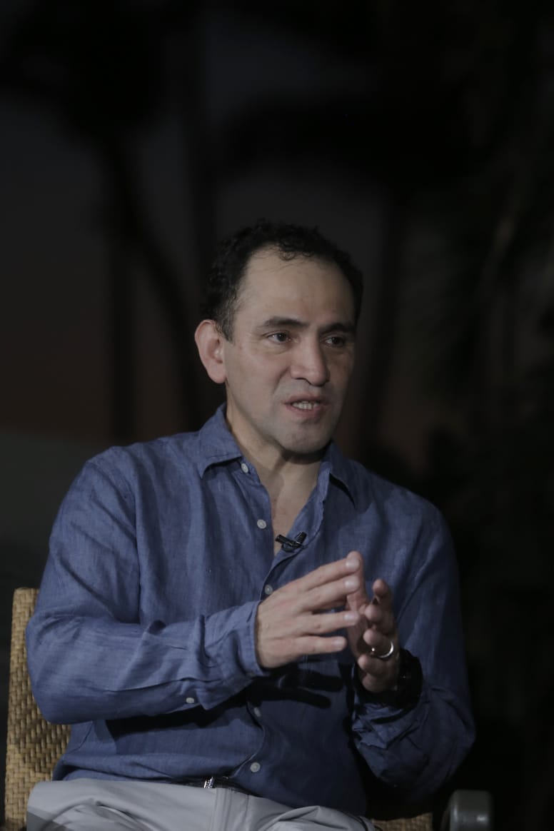 Arturo Herrera, secretario de Hacienda, enentrevista con Carlos Puig (Ariana Pérez)