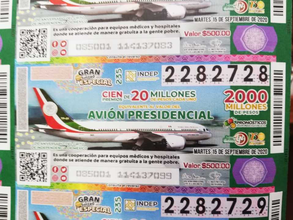 Billete para la rifa del avión presidencial. (Alejandro Reyes)