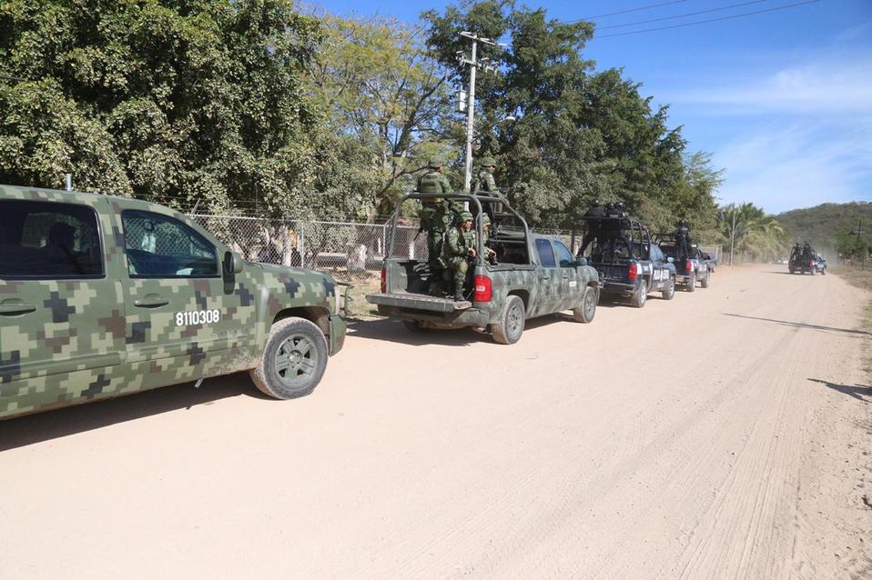 Elementos del Ejército realizan patrullajes en la zona. (Fanny Martínez)
