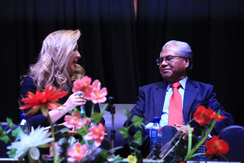 Flavio Galván Rivera durante la presentación de su libro en Puebla. (Andrés Lobato)
