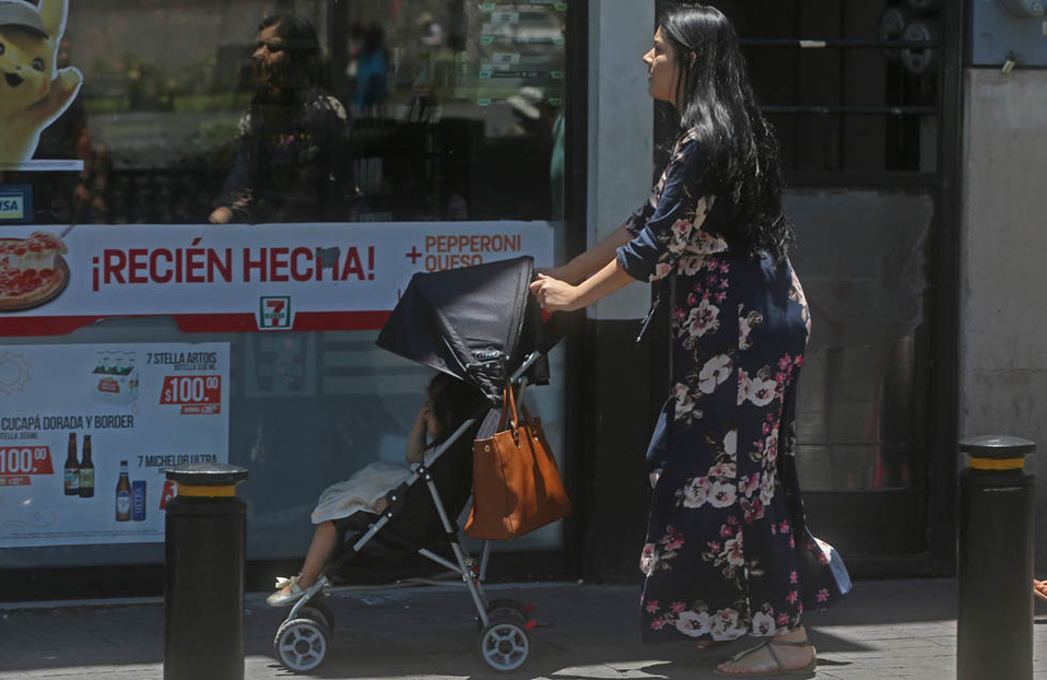Mujeres y menores de edad, grupos más desprotegidos actualmente (Fernando Carranza).