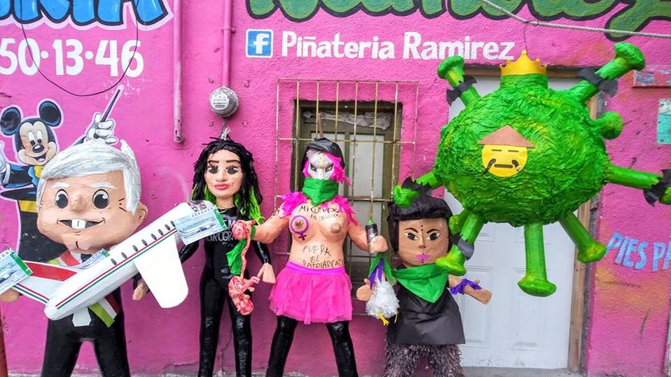 Piñatas de AMLO, feministas y coronavirus. (facebook)