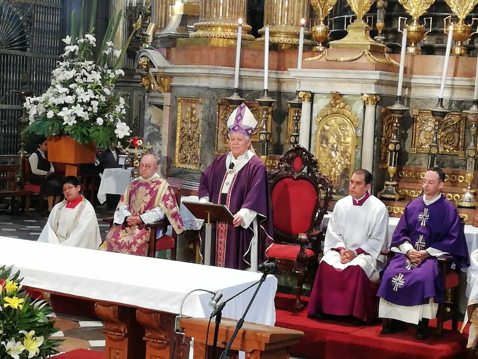 El arzobispo solicitó a los fieles seguir las recomendaciones dadas a conocer por la Secretaría de Salud de Puebla. (JaimeZambrano)