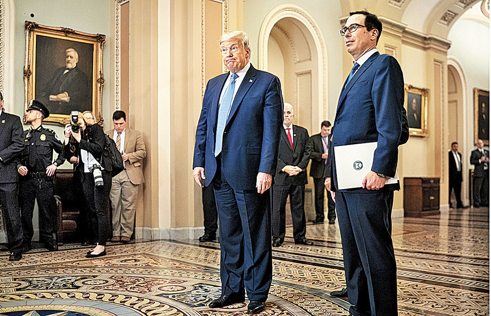 Los funcionarios de la Casa Blanca se reunieron con republicanos. (Scott Applewhite/AP)