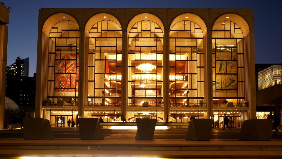 MetOpera cancela sus actividades por pandemia de Covid-19