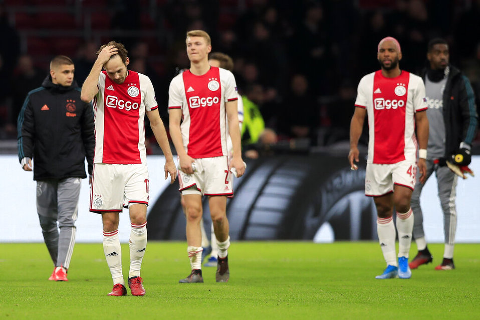 Primera división de Portugal y la Eredivisie serán suspendidas (AP)