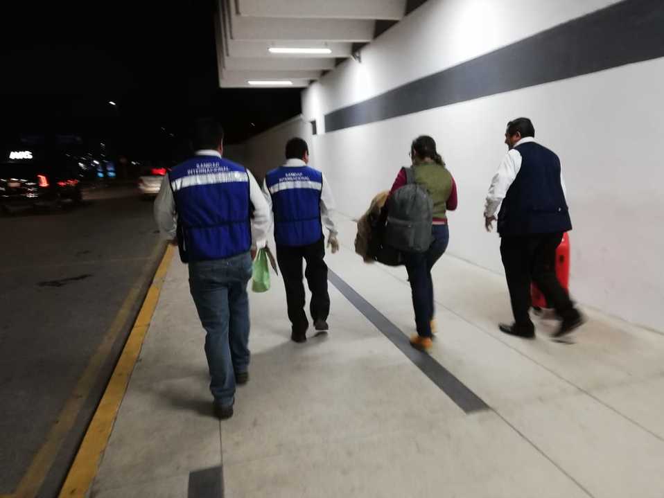 Por una broma la retiene Sanidad Internacional.