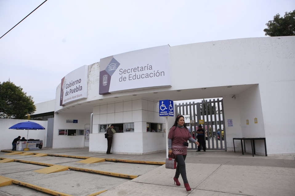 La posibilidad de que se pueda transmitir el virus es muy baja ya que la entidad se encuentra en la fase número 1. (Andrés Lobato)