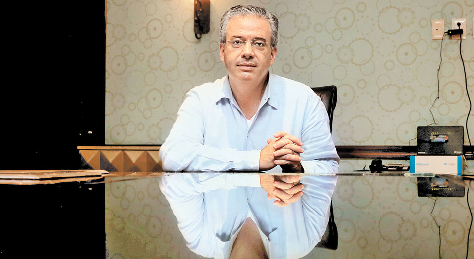 El gobernador del banco central garantizó la continuidad operativa de la institución. (Ariana Pérez)