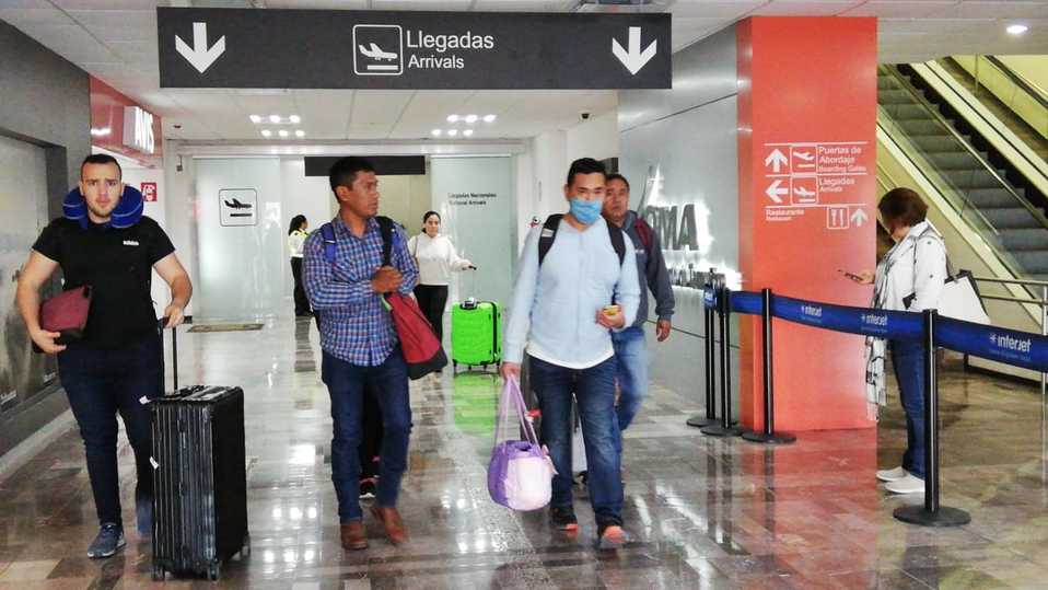 Viajeros en Aeropuerto de Tampico