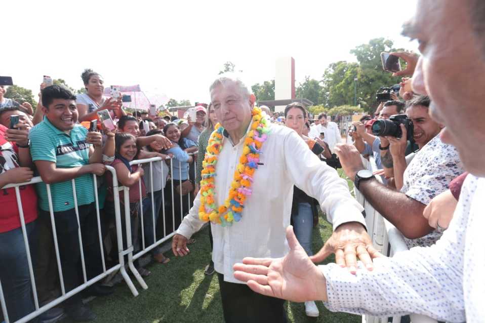 Andrés Manuel López Obrador concluyó su gira por el estado de Guerrero. (Jesús Quintanar)