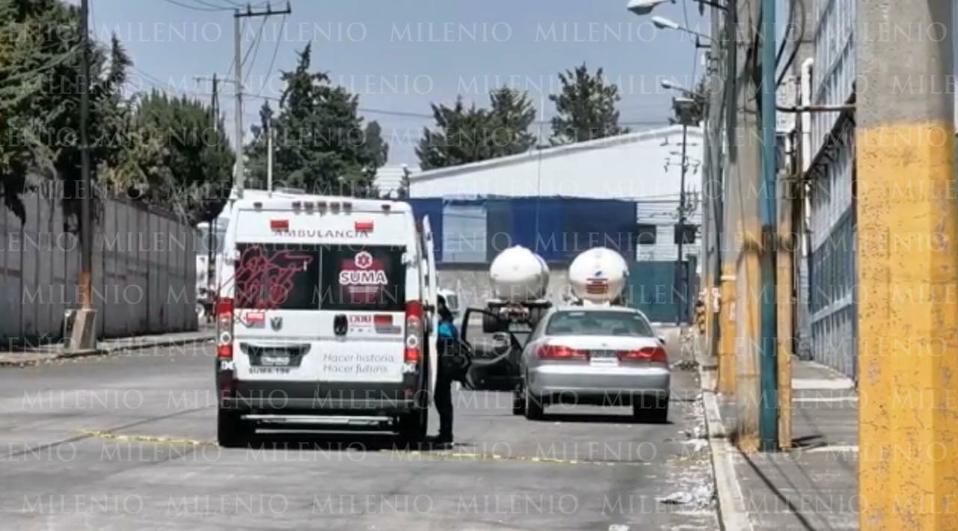 Un septuagenario intentó quitarse la vida tras encerrarse en su vehículo. (Andrés Sánchez)