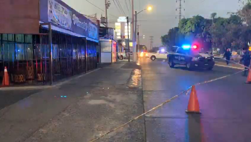 Balean establecimiento de bebidas alcohólicas en Zapopan (Juan Carlos Munguía)