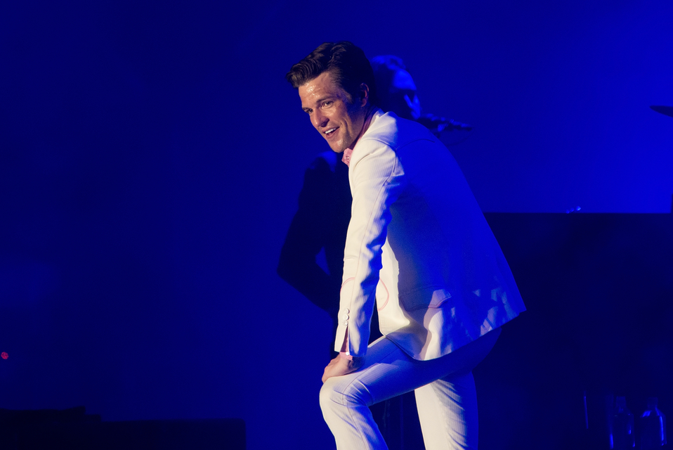 Italianos en cuarentena cantan tema de The Killers y Brandon Flowers les responde (Shutterstock).