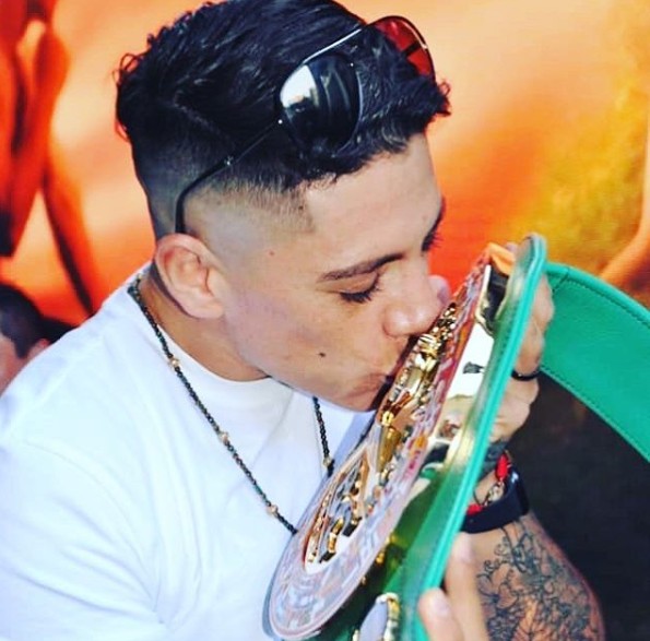 Alejandra Jiménez pierde campeonato supermediano de OMB (Instagram: tigrejimenezbox)