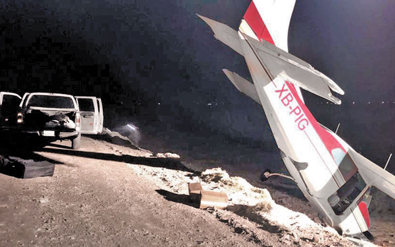 Una avioneta con armas y droga se estrelló en una pista clandestina en Mexicali. (Said Betanzos)