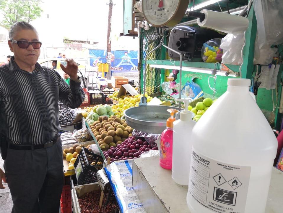 El mercado Mesón Estrella continúa operando.