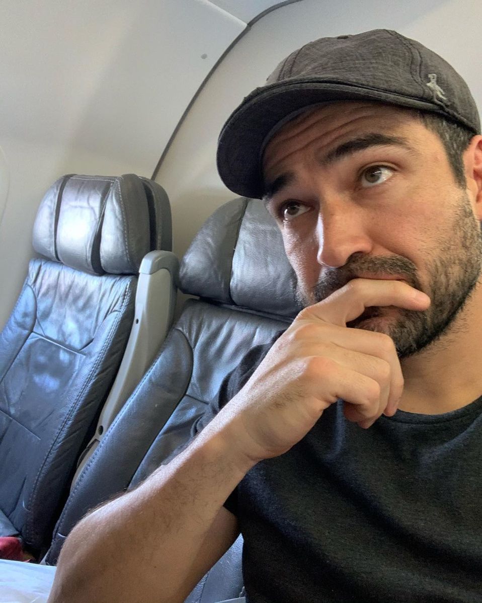 Alfonso Herrera asegura que le negaron la prueba del coronavirus (Instagram).