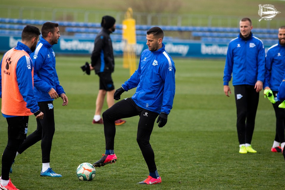Deportivo Alavés confirma 15 casos de coronavirus (Twitter: @Alaves)