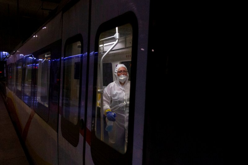 La pandemia ha dejado ya más de 8 mil muertos en el mundo. (AP)