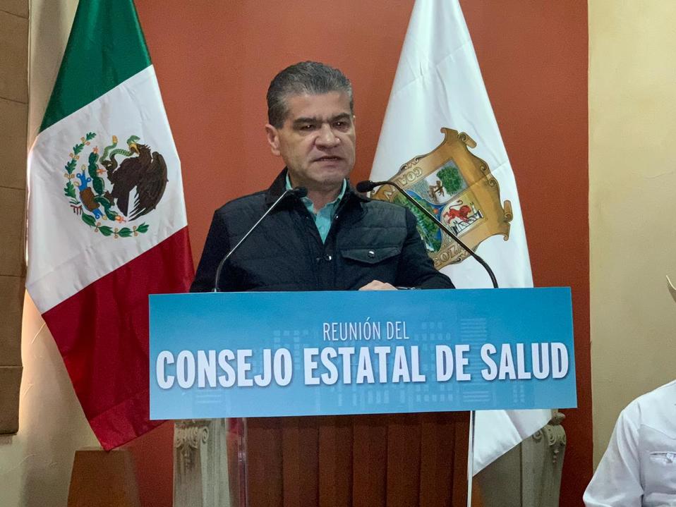 En Saltillo, integrantes del consejo interinstitucional de salud, sostuvieron una reunión extraordinaria. (Christian Sánchez)