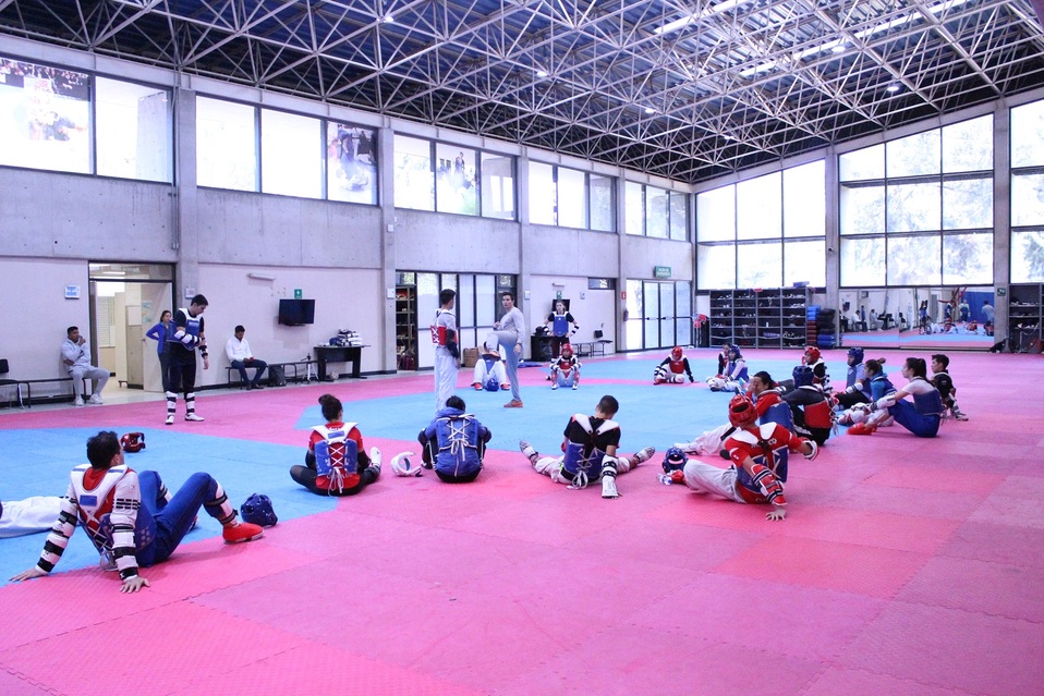 Taekwondo rompe filas en el CNAR (Carlos Cruz)