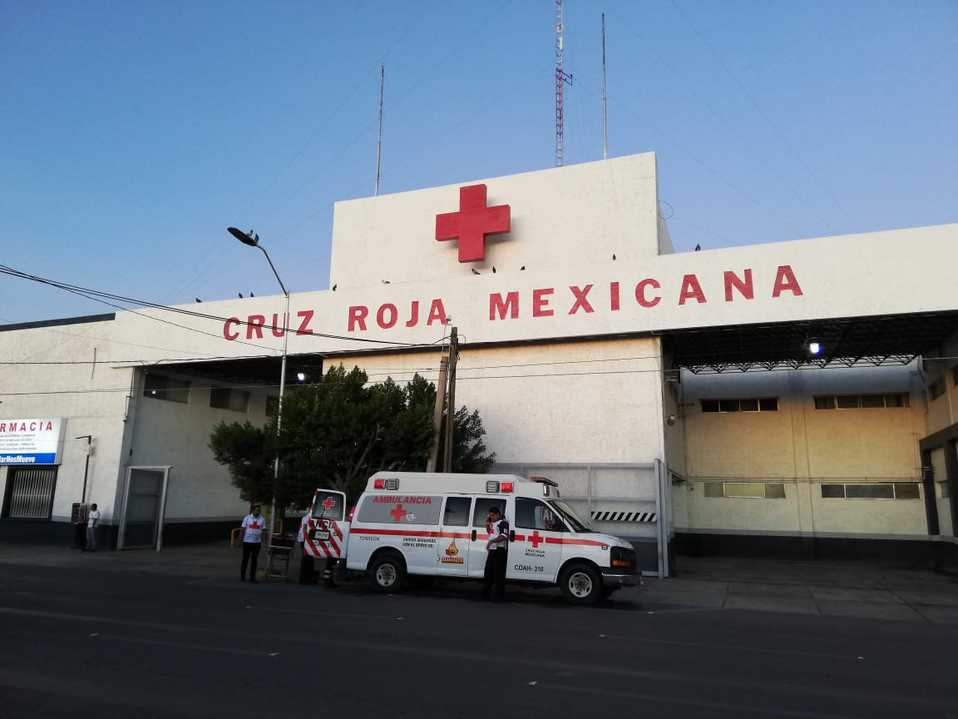 Tanto la mamá como la bebé fueron trasladadas a un hospital. (Especial)