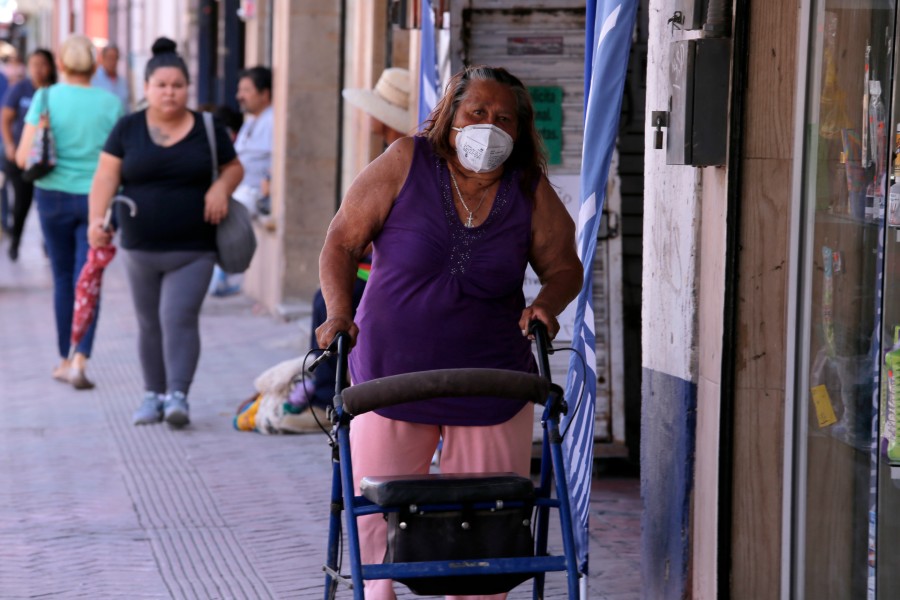 Los resultados de las pruebas de los 12 sospechosos, hasta el momento es uno positivo, uno negativo, y las otras 10 están en espera. (Mauricio Román)