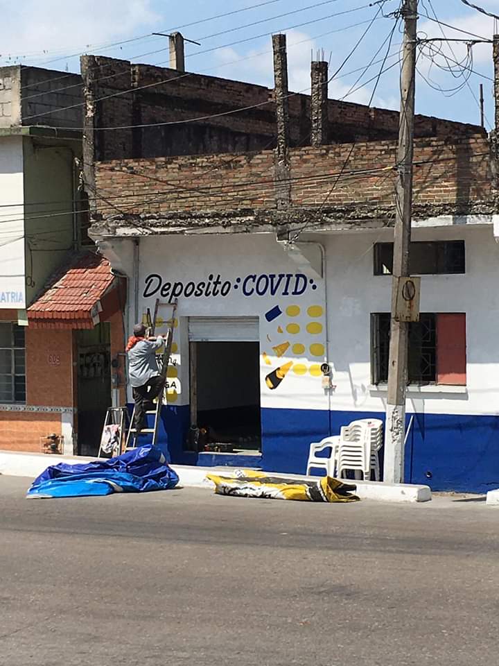 Negocio de venta de cerveza Covid, en Tampico. (Noel Vergara).