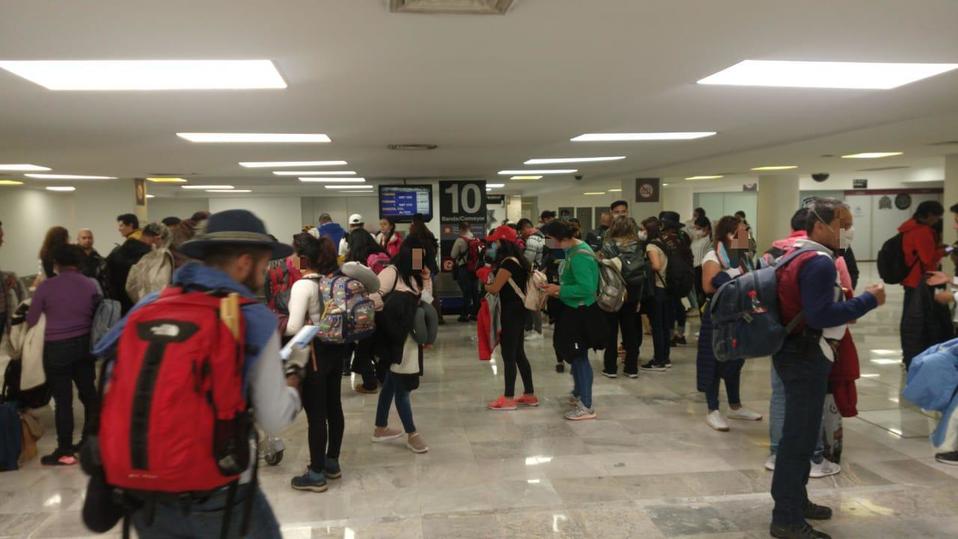 Retornan mexicanos varados en Perú por coronavirus. (@SRE_mx)