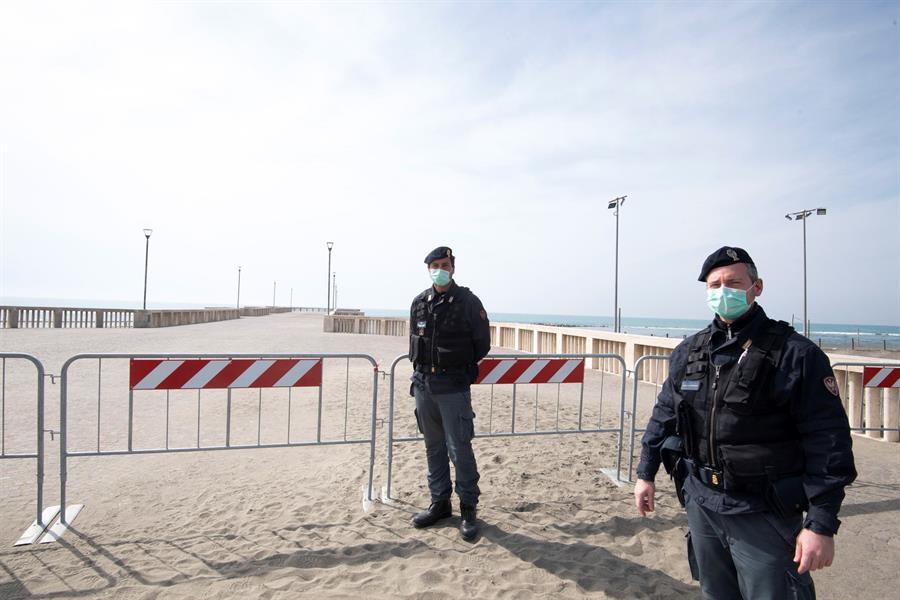 Italia, símbolo del turismo de Europa, ha registrado hasta el momento 59 mil contagios y más de 5 mil muertos por coronavirus. (EFE)