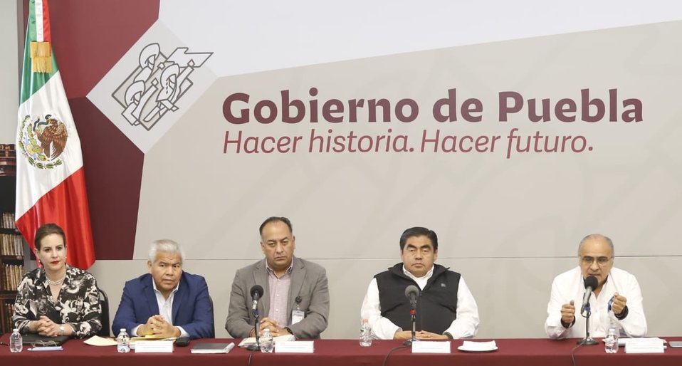 El Gobernador y el titular de la Secretaría de Salud actualizan la información respecto al coronavirus en la entidad. (Especial)