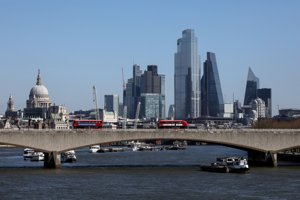 Una postal de Londres, Inglaterra, luego de que los casos de coronavirus aumentaran en Reino Unido. (Reuters)