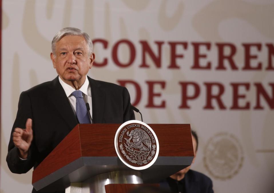 El Presidente López Obardor en su conferencia del 23 de marzo. (Araceli López)