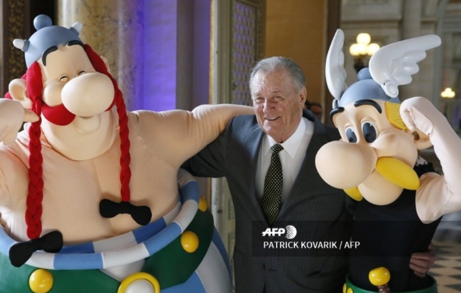 Fallece Albert Uderzo, el dibujante de Astérix, a los 92 años. (AFP)