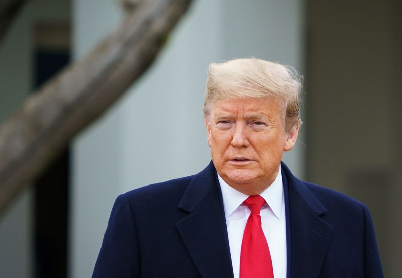 Trump dijo que el "el remedio no puede ser peor que el problema" en referencia al confinamiento. (AFP)