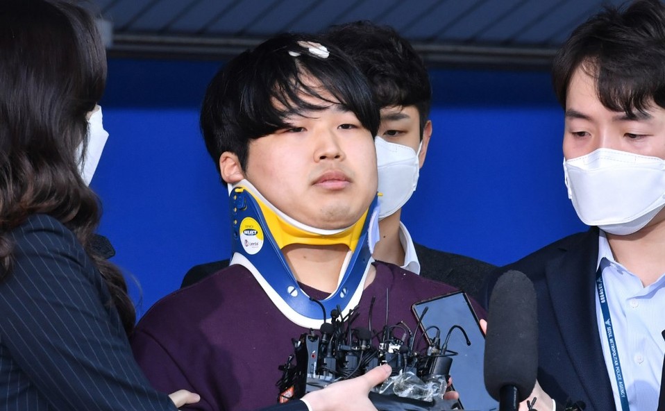 Cho Joo-bin trabajaba en una organización benéfica y era estudiante. (AFP)