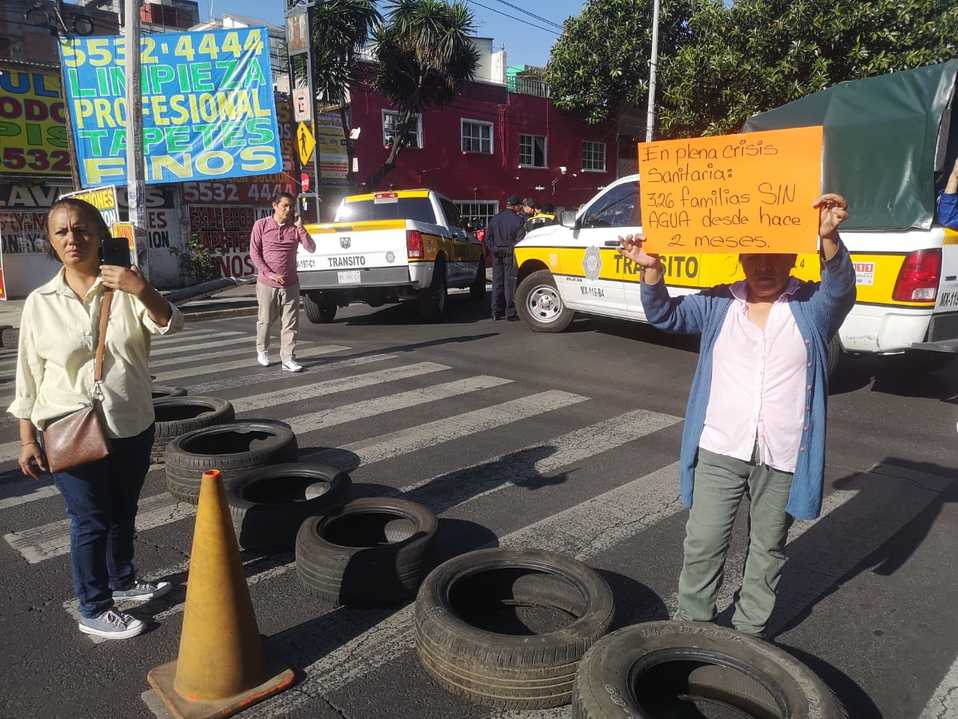 Vecinos de la alcaldía Benito Juárez protestan por falta de agua (César Velázquez)