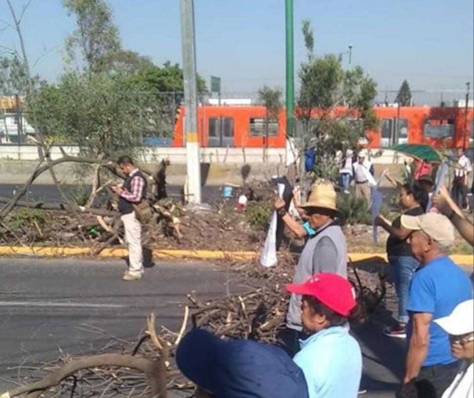 Están  sobre la avenida Carlos Hank. (Zuleyma García)