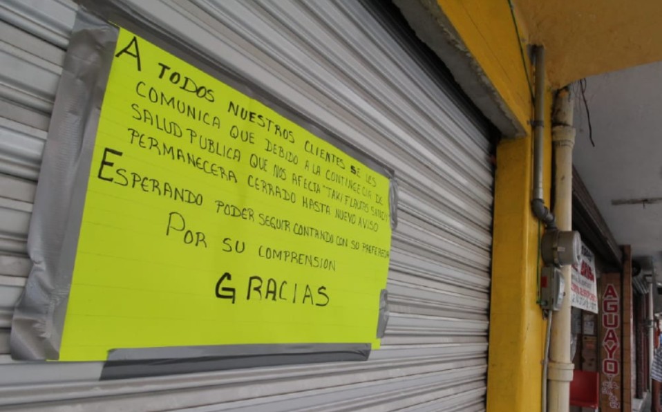 Locales cierran por  coronavirus.
