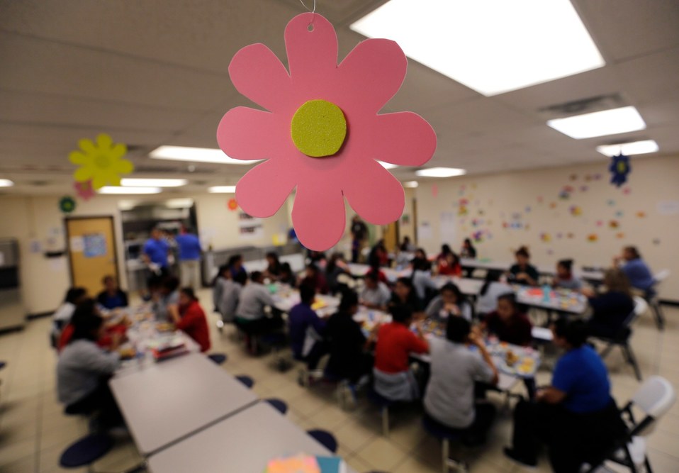La Oficina de Reasentamiento de Refugiados es la que se encarga de los niños migrantes. (AP)
