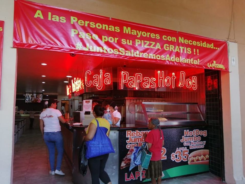 Pizzeria regala rebanadas en León