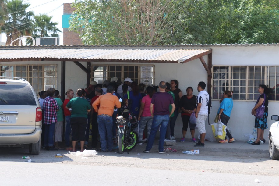 Se están empleando protocolos y disposiciones sanitarias para todos los Ceresos de Coahuila. (Armando Moreno)