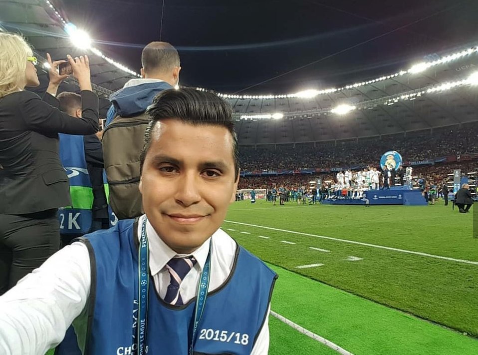 Reportero de Azteca Deportes, Carlos Hernández (Twitter Carlos Hernández)