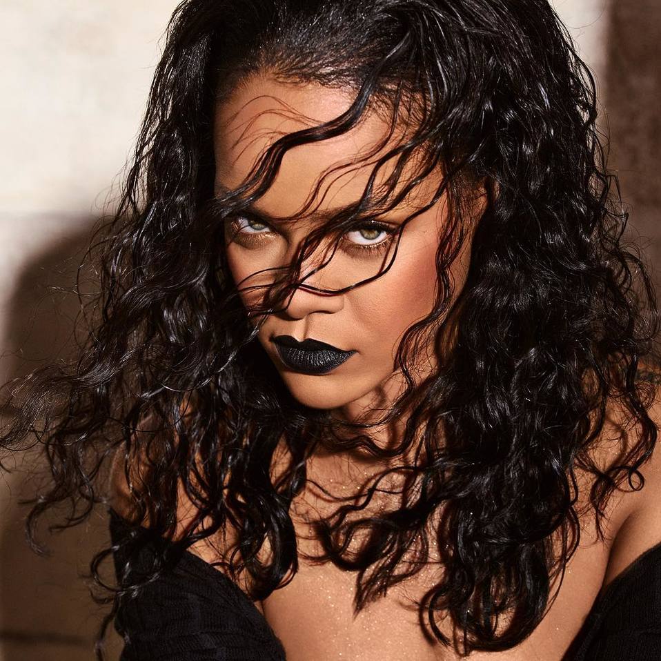 Rihanna (Instagram).