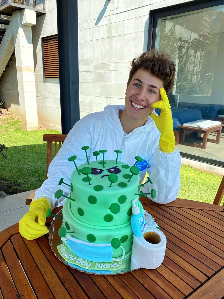 La celebración de Juanpa Zurita provocó polémica en redes (Instagram)