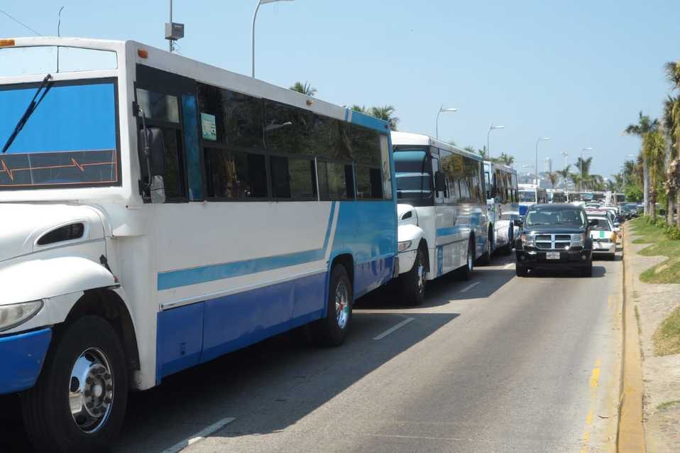 Acapulco. Transportistas suspenden servicio. (Javier Trujillo)